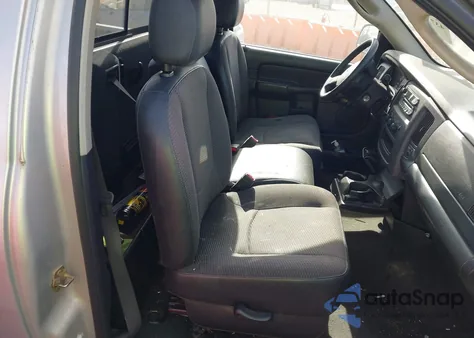 2005 Dodge Ram 1500 St из США, поврежденный, VIN 1D7HA16N35J552480